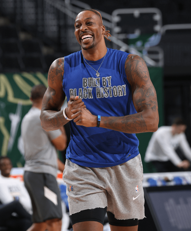 二阵容则以 二阵容则以