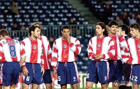 要么一脚踩 要么一脚踩