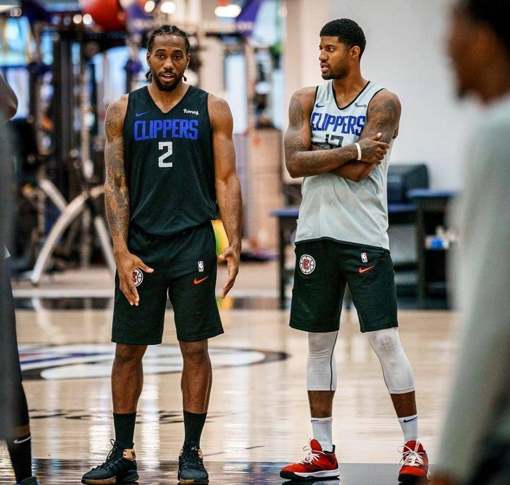 在当前英超 在当前英超